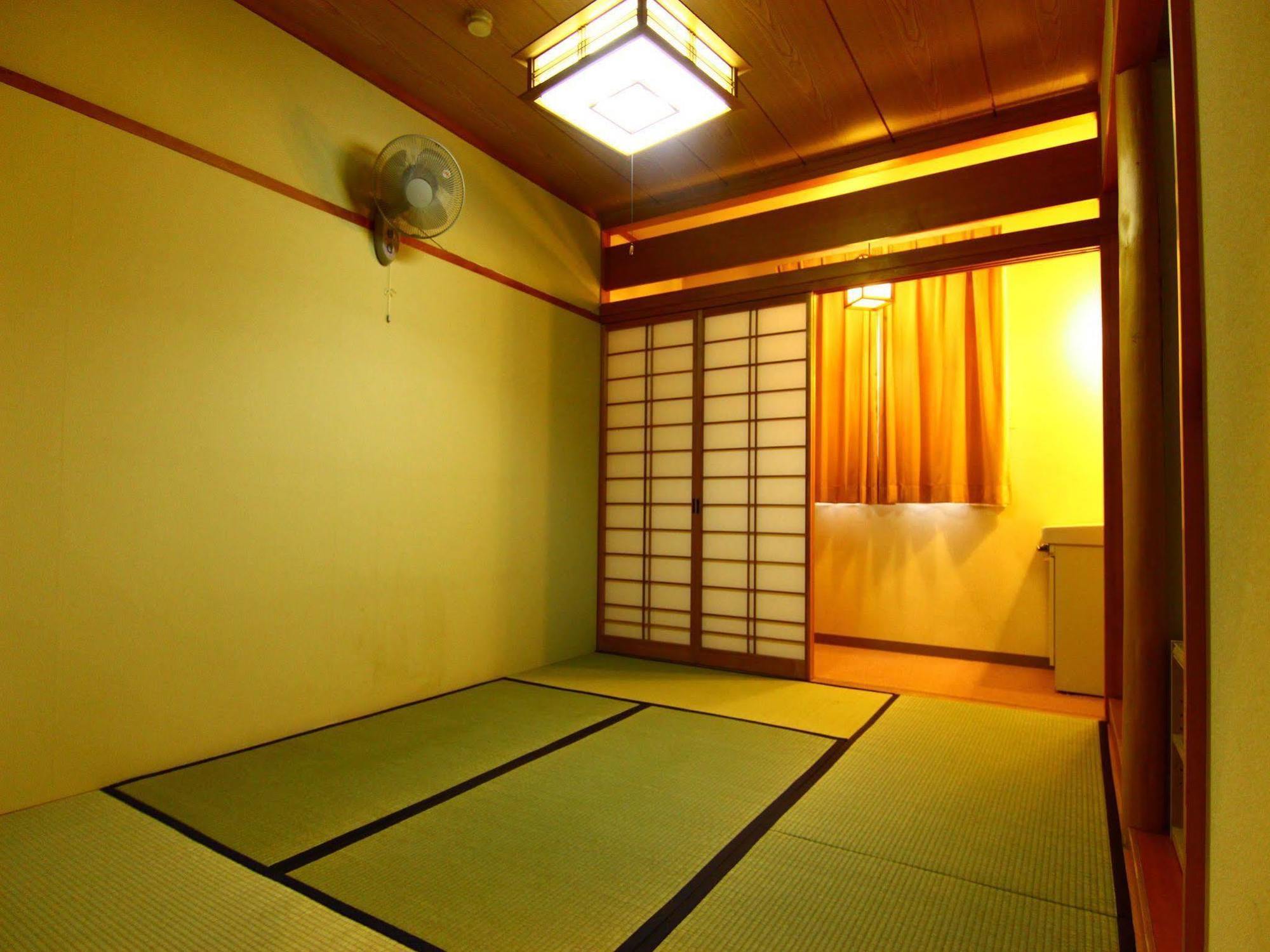 Hotel Utopia Yuzawa  Exteriör bild